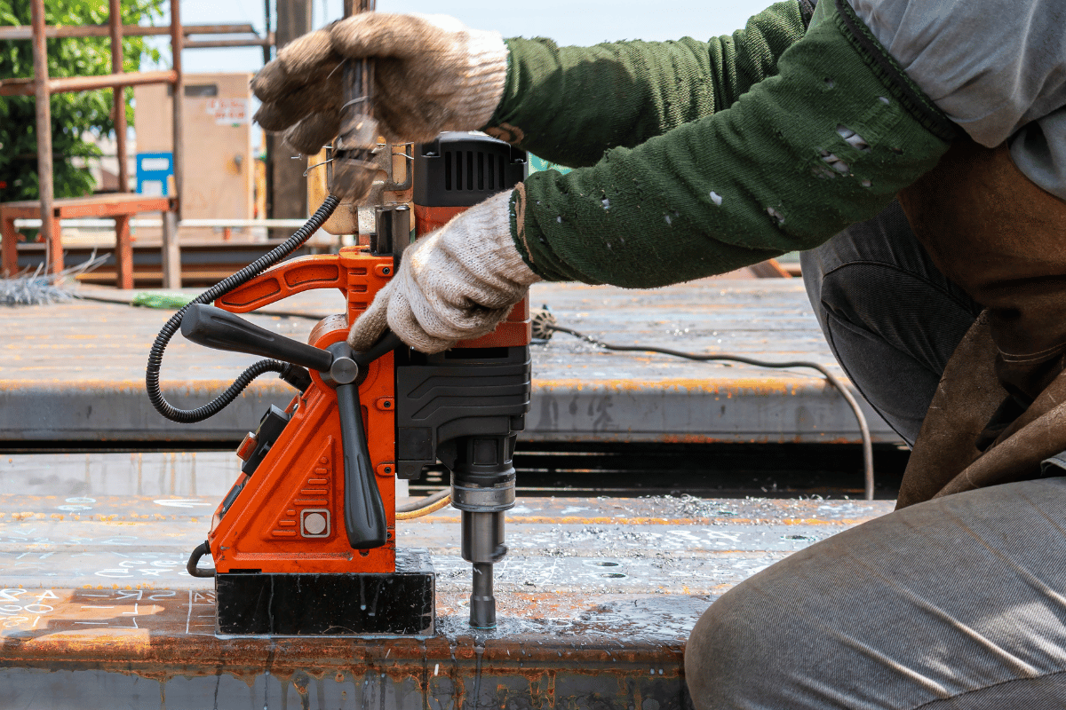 FROM BEGINNER TO EXPERT: A COMPREHENSIVE GUIDE TO USING MAGNETIC DRILLING MACHINES